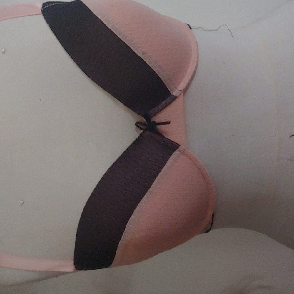 Donna L' Oren. Glamour bra new in my closet with and without tags